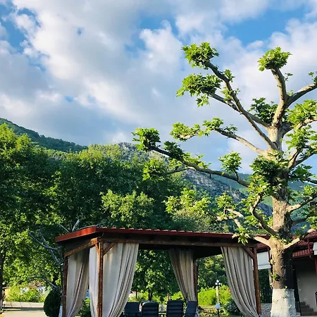 Paradise Káto Loutrákion