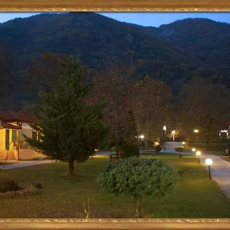 Paradise Daire Káto Loutrákion